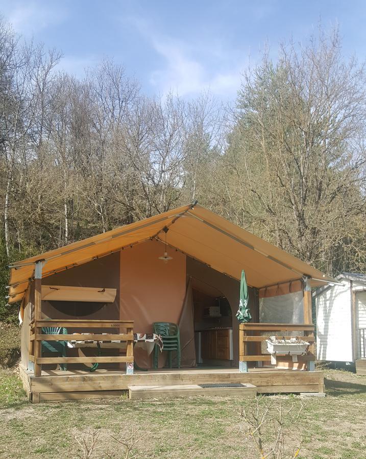 Готель Camping Le Pesquier Кастеллан Екстер'єр фото